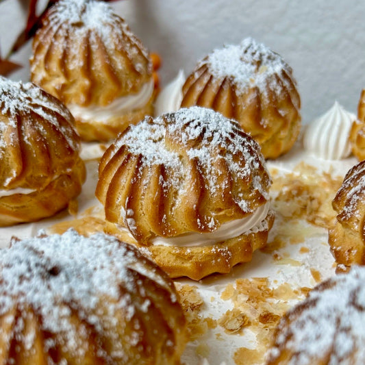 Eclair/ Profiteroles