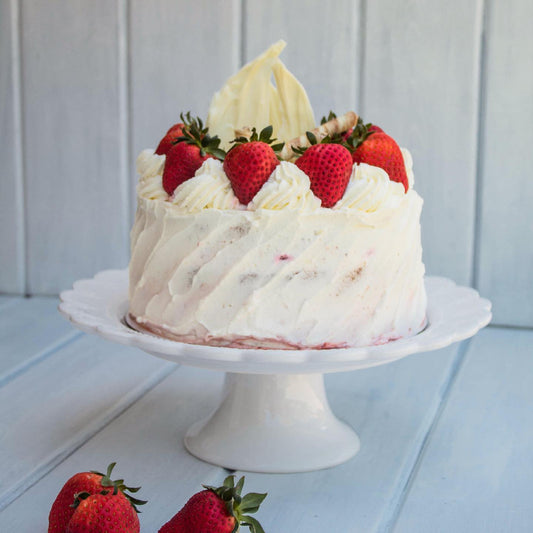 Chantilly Vanilla Cake