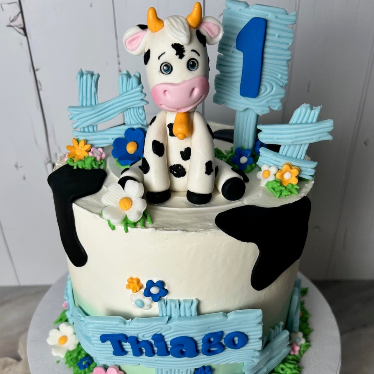 Custome cake